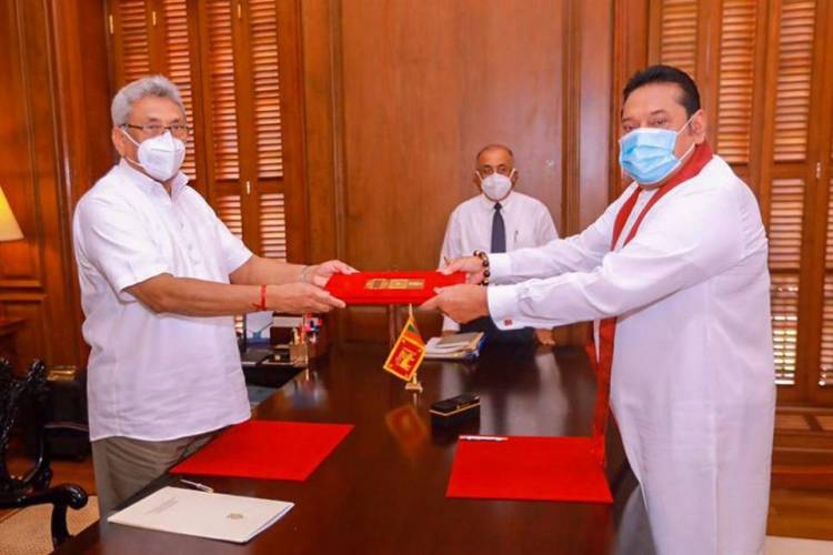 ஆறுமுகனின் அமைச்சுப் பதவி பிரதமர் மஹிந்தவிடம்